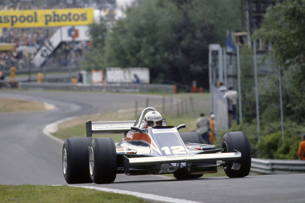 Nigel Mansell in a Lotus 81B-Ford Cosworth.