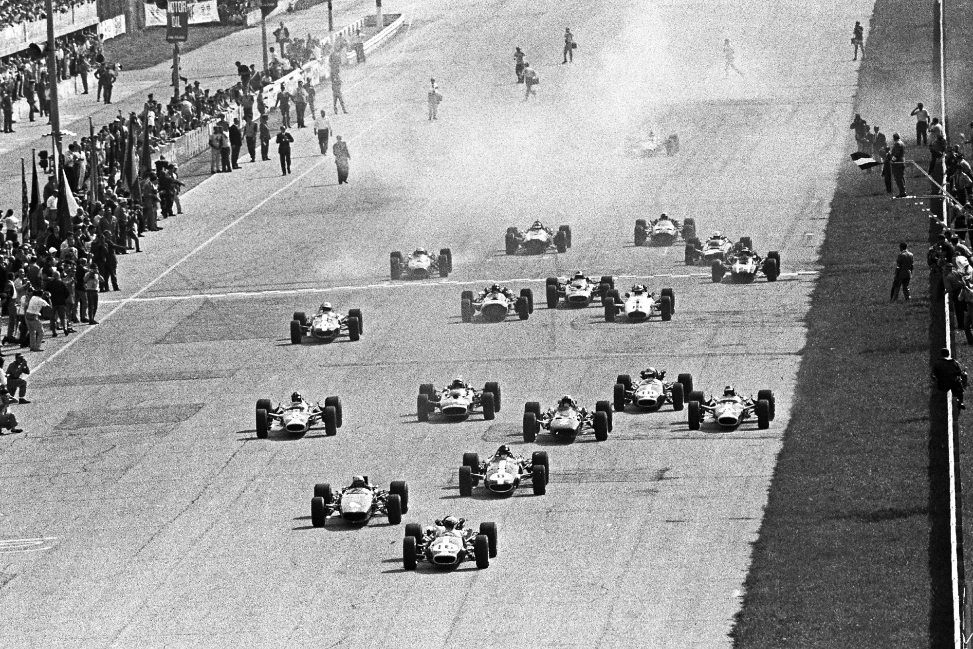 Start of the 1967 Italian GP