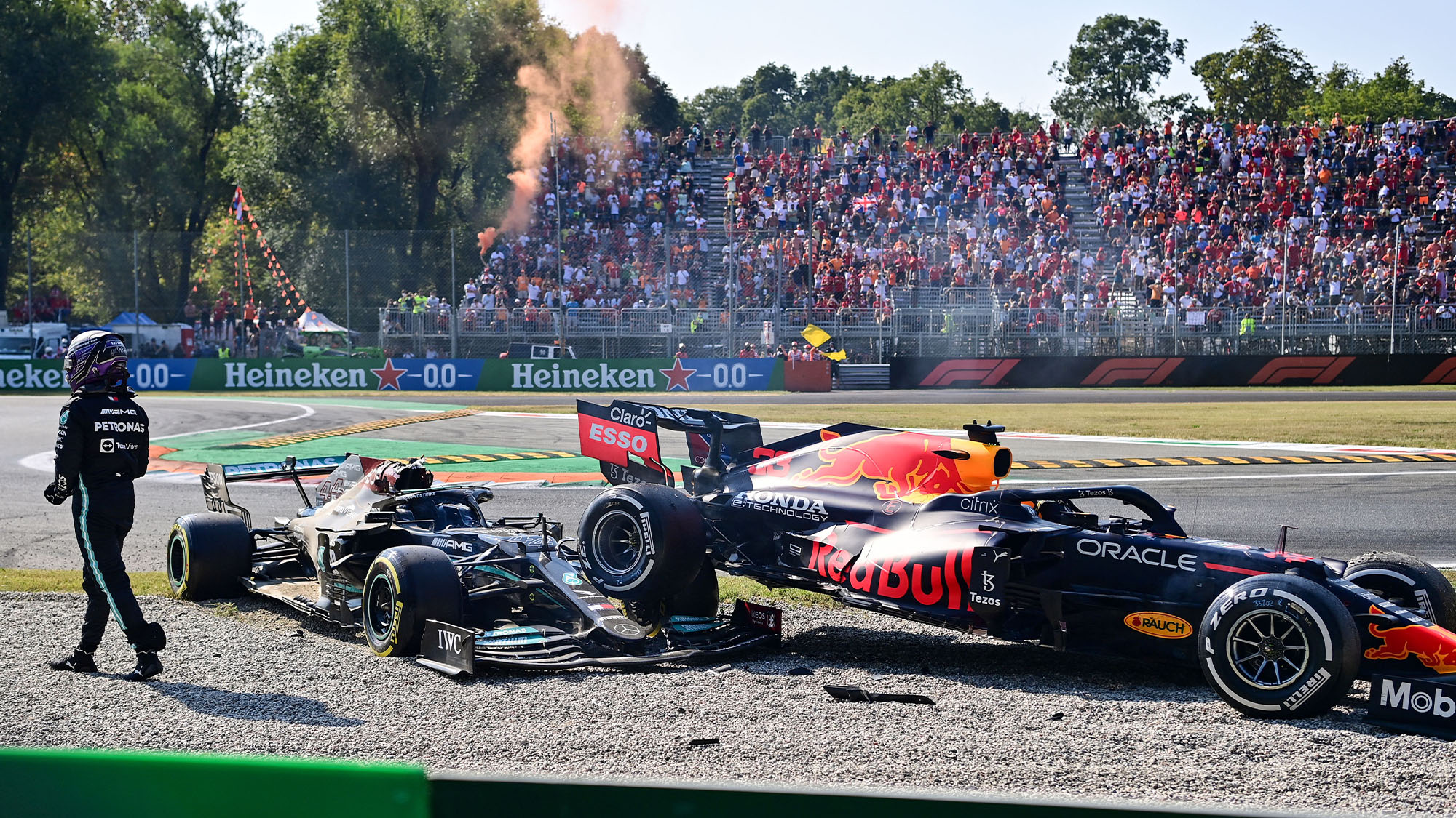 Lewis Hamiltopn walks away from Monza 2021 crash