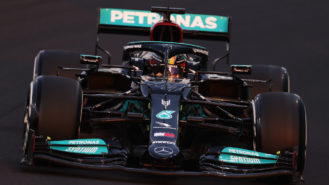 Hamilton cleared by stewards after alleged yellow flags breach