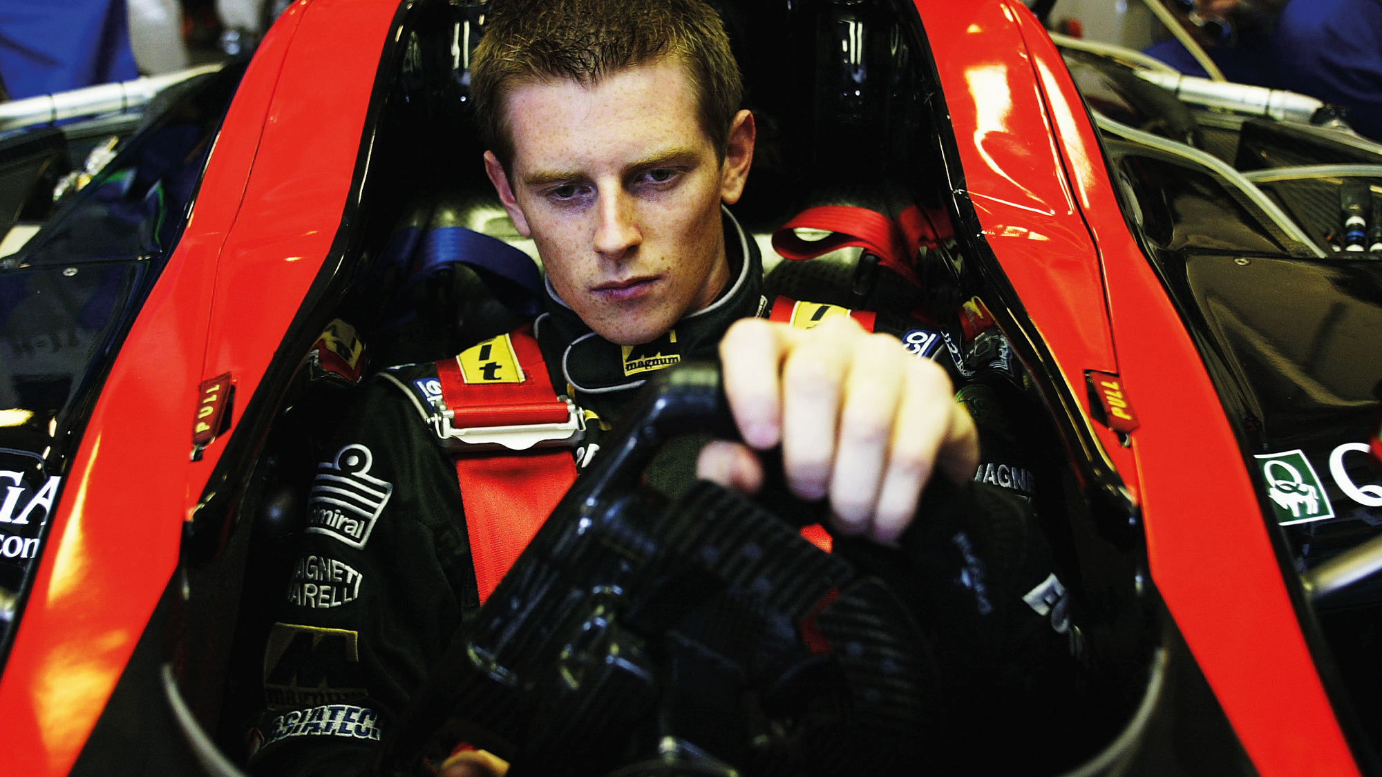 Anthony Davidson in Minardi F1 cockpit