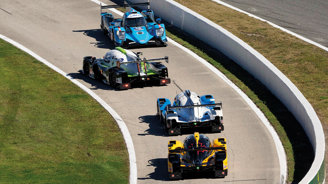 Car spins off at Daytona 24 Hours 2022