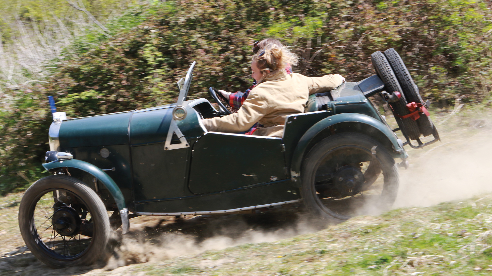 Dust flies at VSCC trials